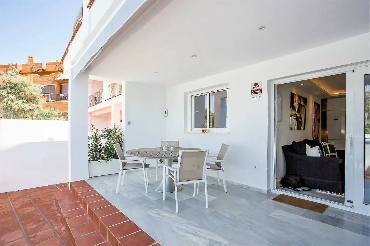 Luxury Apartments With Private Swimming Pool Марбелья
