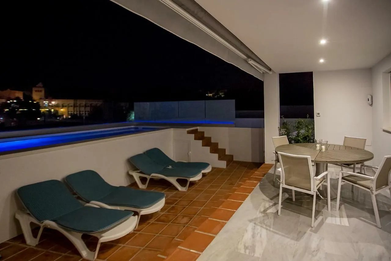 Luxury Apartments With Private Swimming Pool Марбелья
