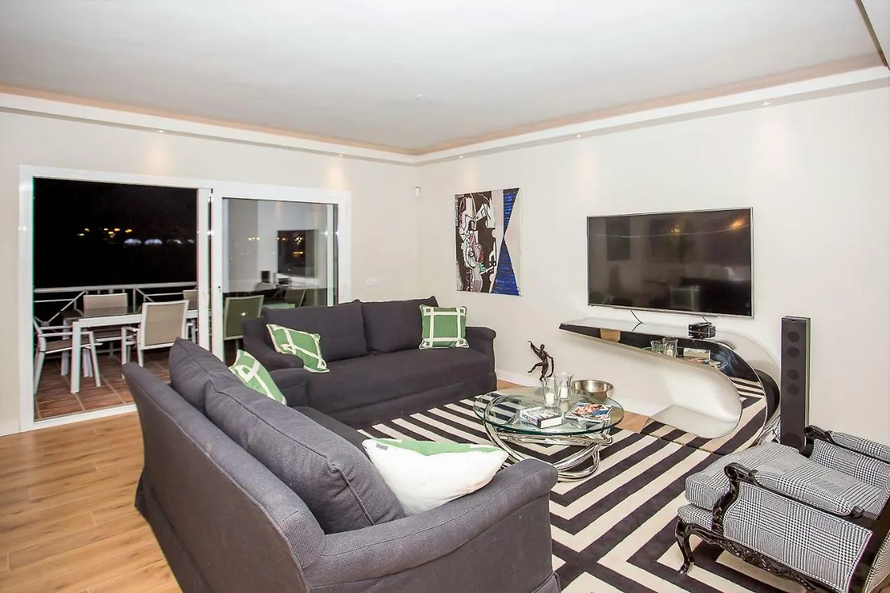Luxury Apartments With Private Swimming Pool Марбелья