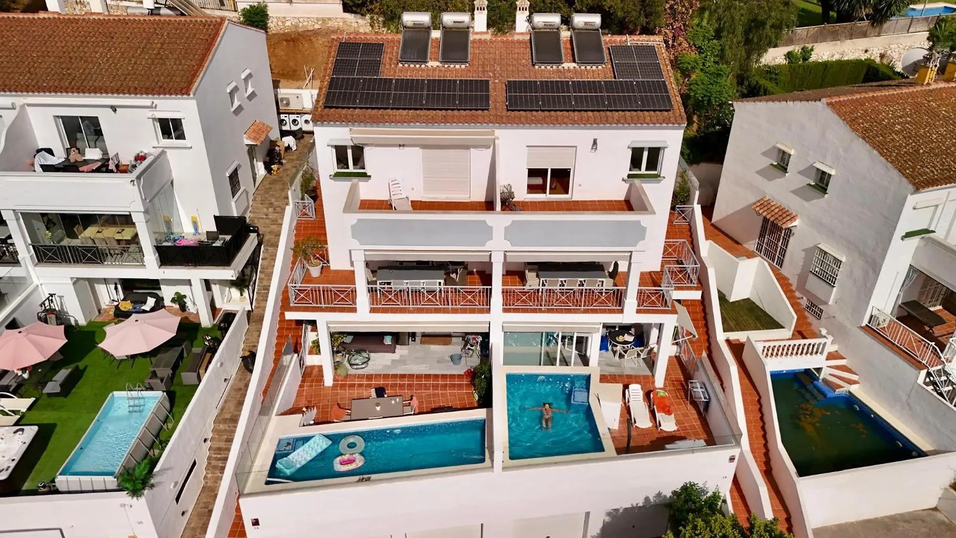 Luxury Apartments With Private Swimming Pool Marbella