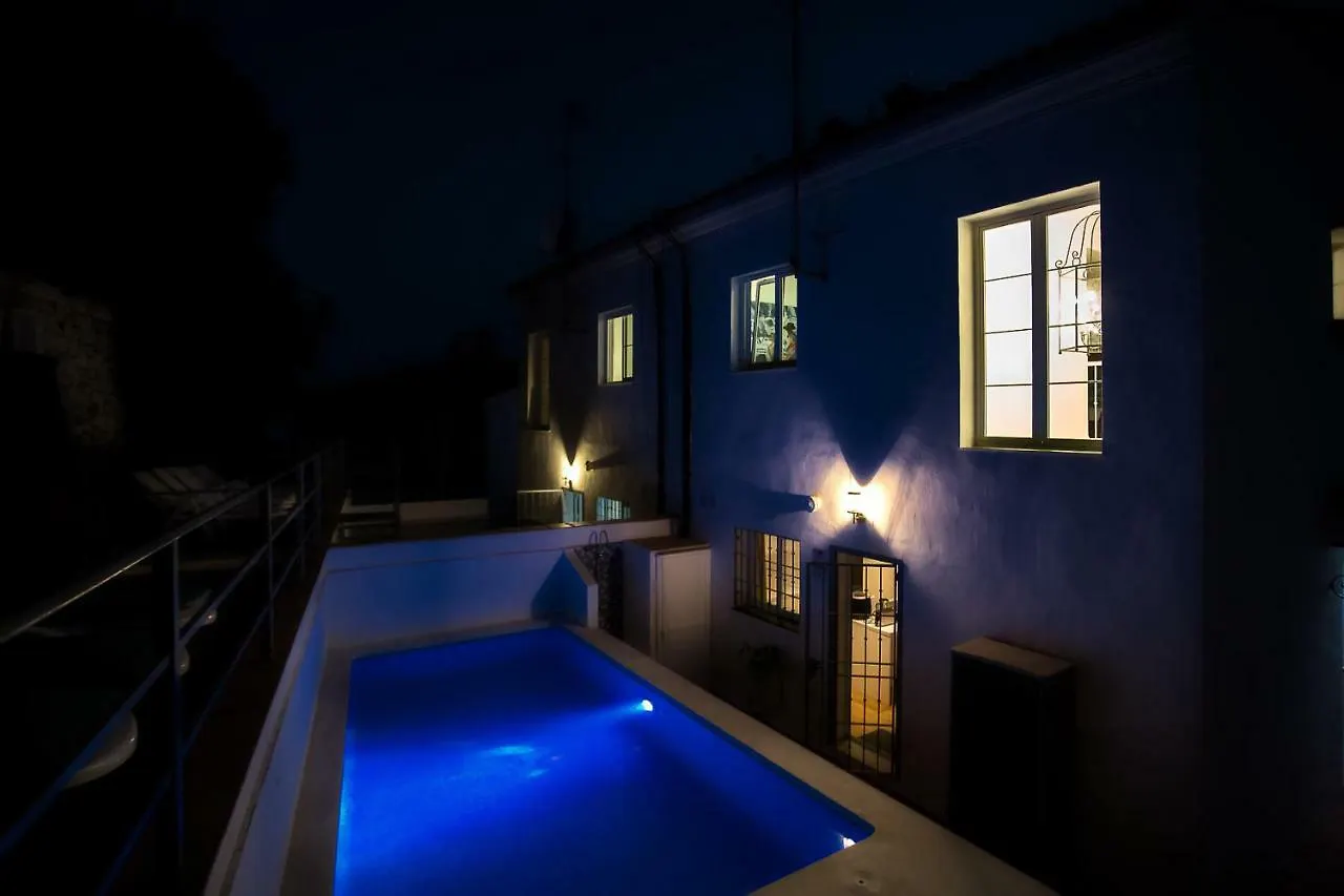 Luxury Apartments With Private Swimming Pool 马尔韦利亚